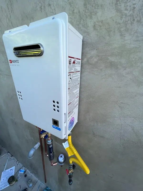 Tankless water heater installation for Ithan homes